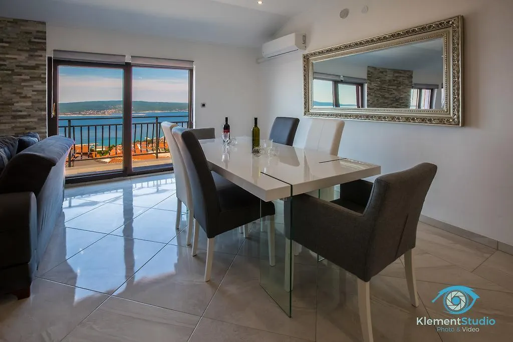 Apartments Villa Lili Цриквеница
