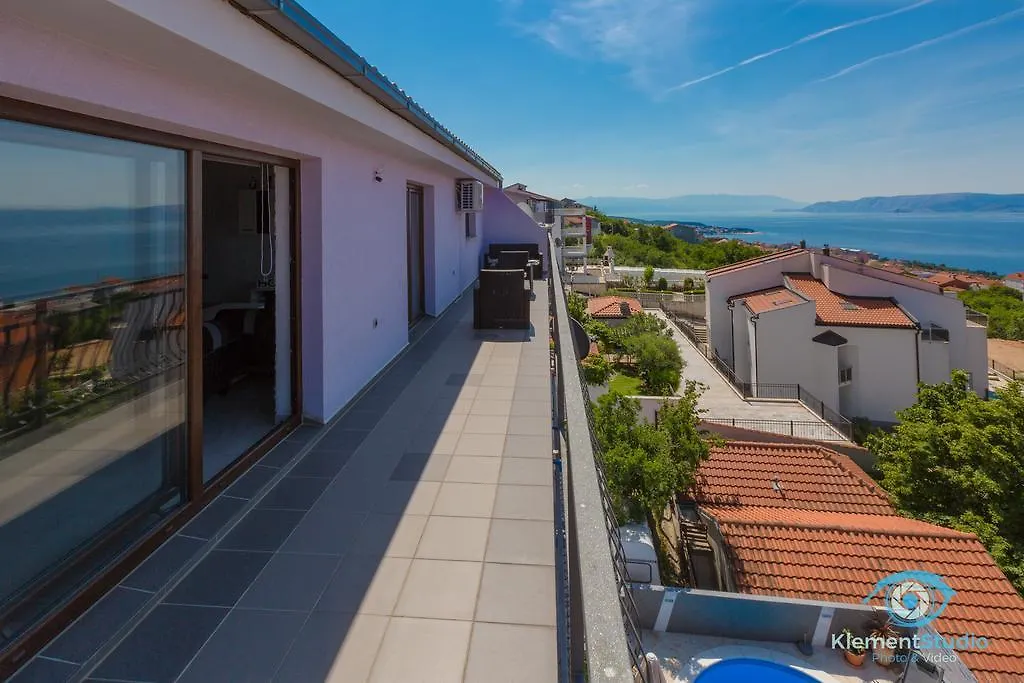 Apartments Villa Lili Цриквеница